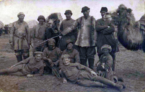 Českoslovenští legionáři spolu s Kazachy, Petropavlovsk, červen 1918